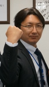 田中拠点長全身 (361x640)